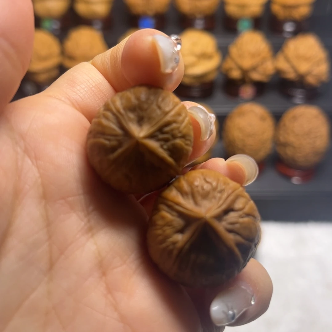 文玩核桃吊坠Y1四棱25尺