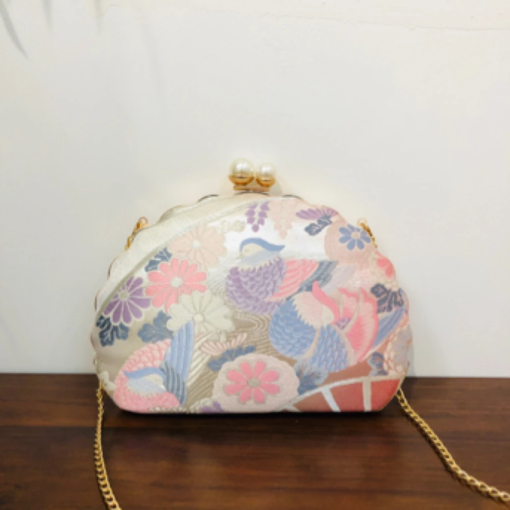 新品苏绣包西阵织包包贝壳包手拿包斜挎包女士旗袍包包汉服包礼品