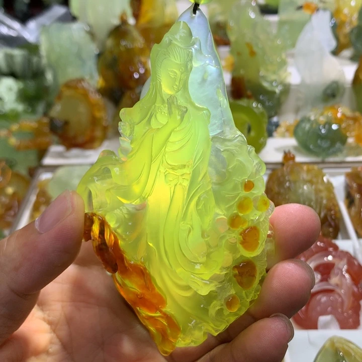 蛇纹石玉未镶嵌珠宝奇石