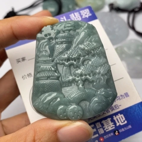 翡翠未镶嵌颈饰翡翠
