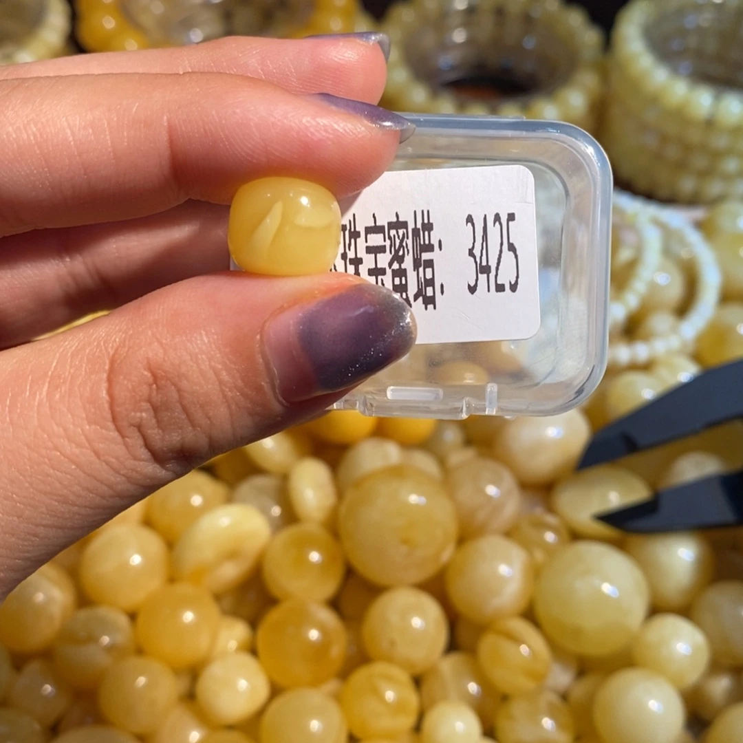琥珀未镶嵌珠宝奇石3425