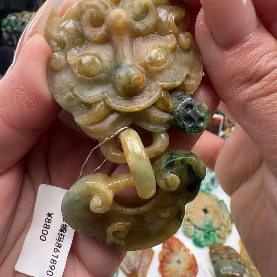 未镶嵌挂件翡翠天然缅甸