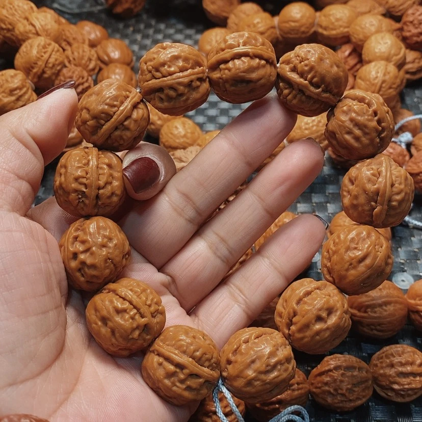 【闪购商品】文玩核桃吊坠疙瘩纹