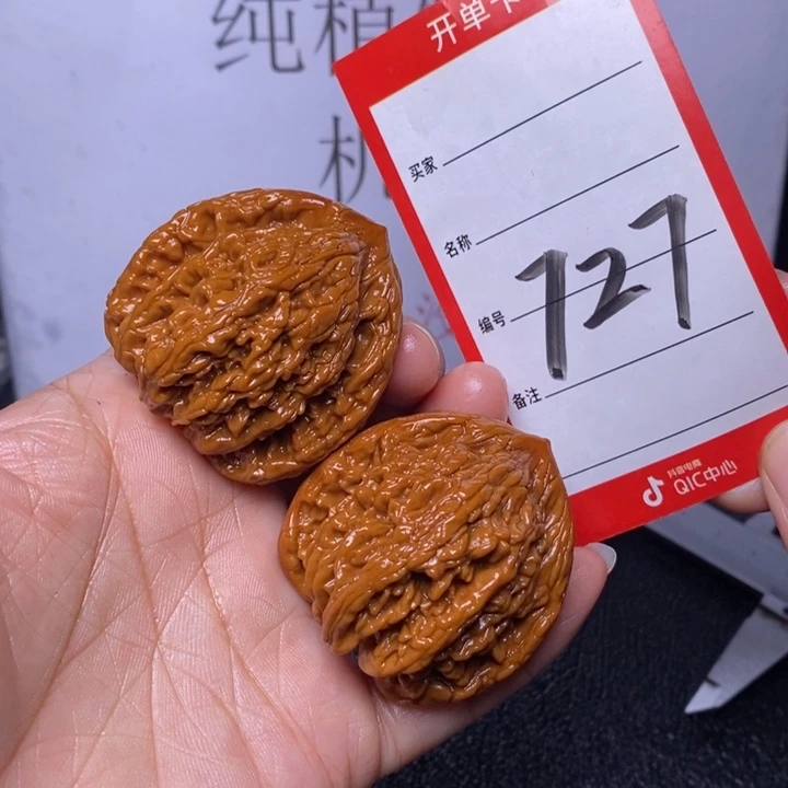 文玩核桃把件海*刀727，43虎头