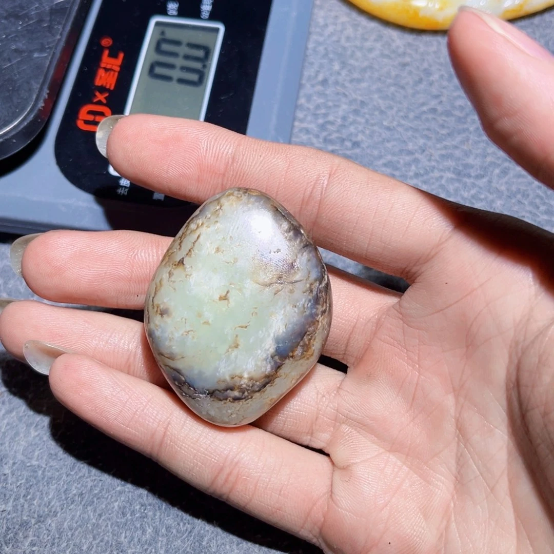 和田玉未镶嵌珠宝奇石