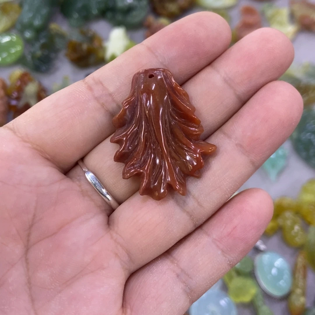 蛇纹石玉未镶嵌挂件
