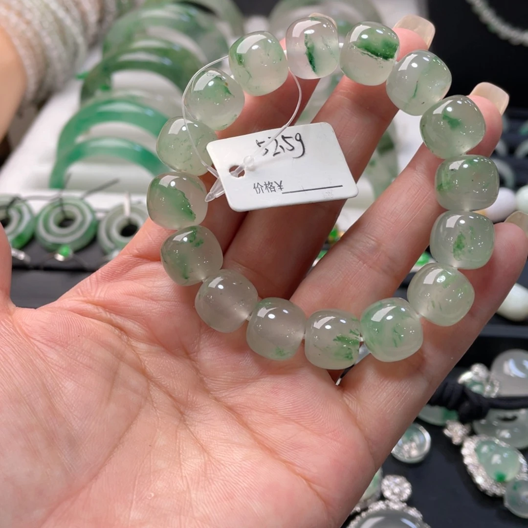 未镶嵌手串石英质玉果**多