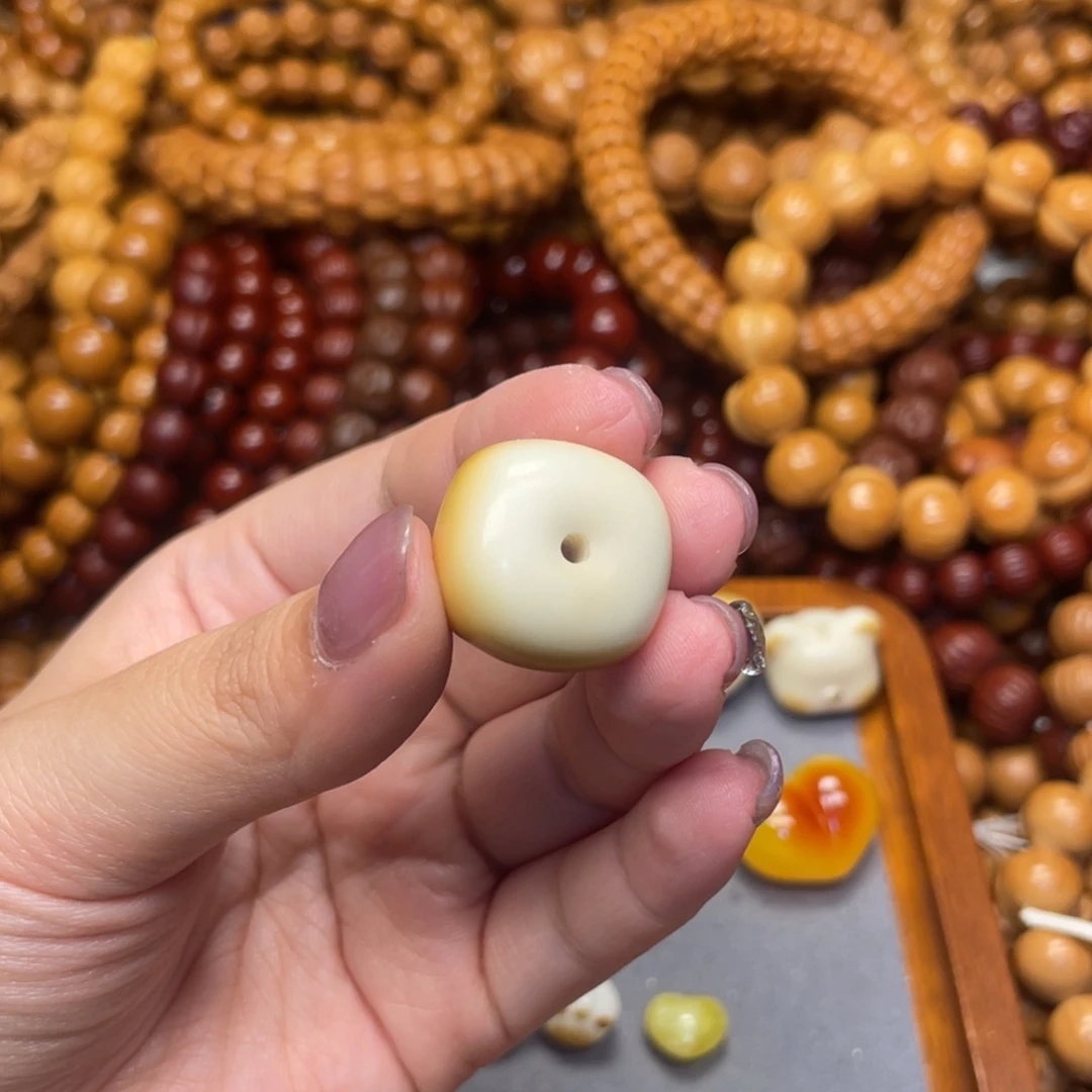 棠***°猴头核桃方糖配饰