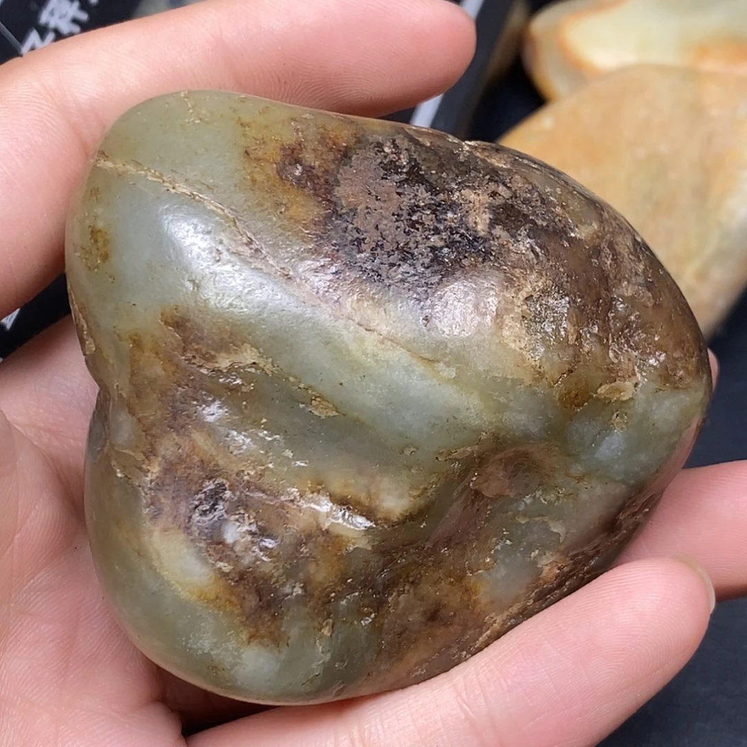 和田玉（糖玉）未镶嵌挂件