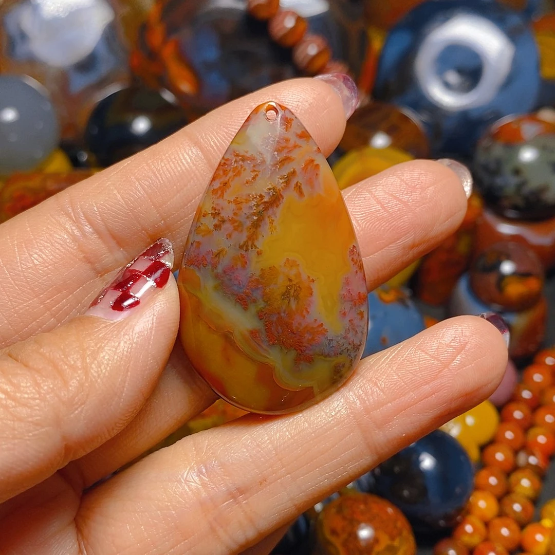 玛瑙/玉髓未镶嵌颈饰