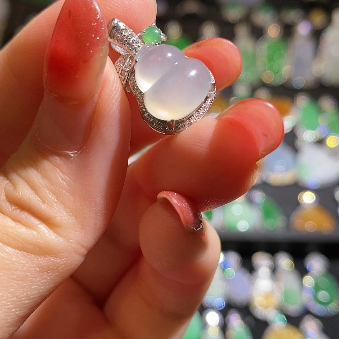 颈饰银S925镶嵌翡翠天然翡翠