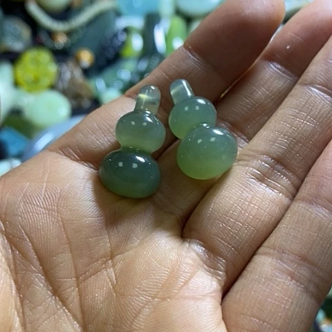 岫玉耳环未镶嵌ℳ****࿐一对