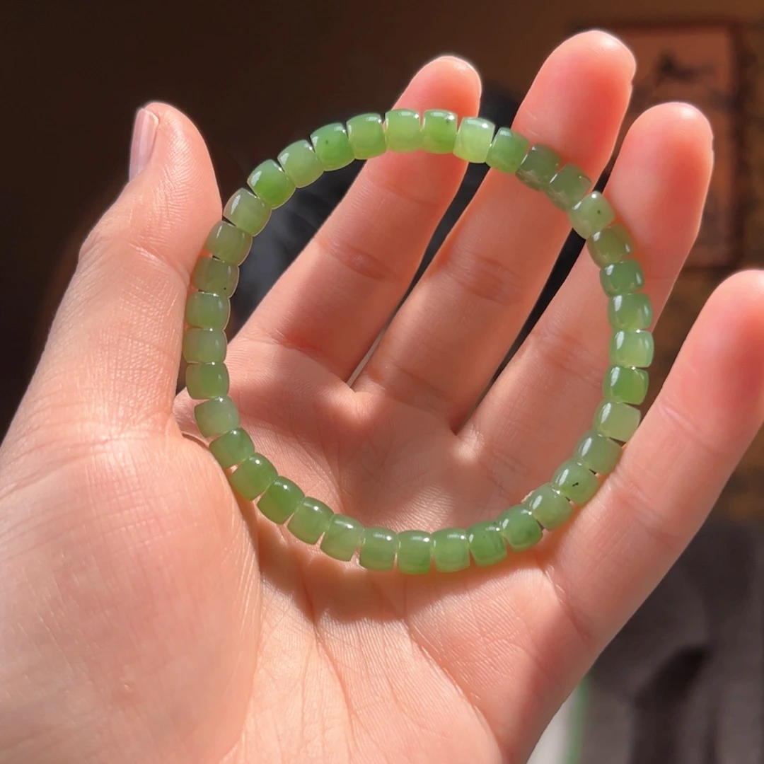 未镶嵌手串和田玉乌兰海苹果绿微矿6mm350