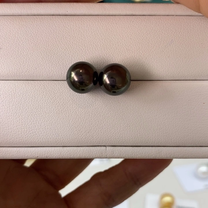 18K金镶嵌海水珍珠耳饰大溪地孔雀绿10-11m m