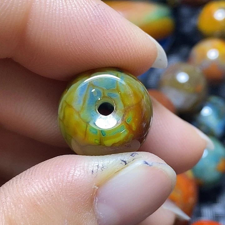 有***好玛瑙/玉髓未镶嵌颈饰