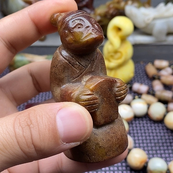 未镶嵌蛇纹石玉颈饰