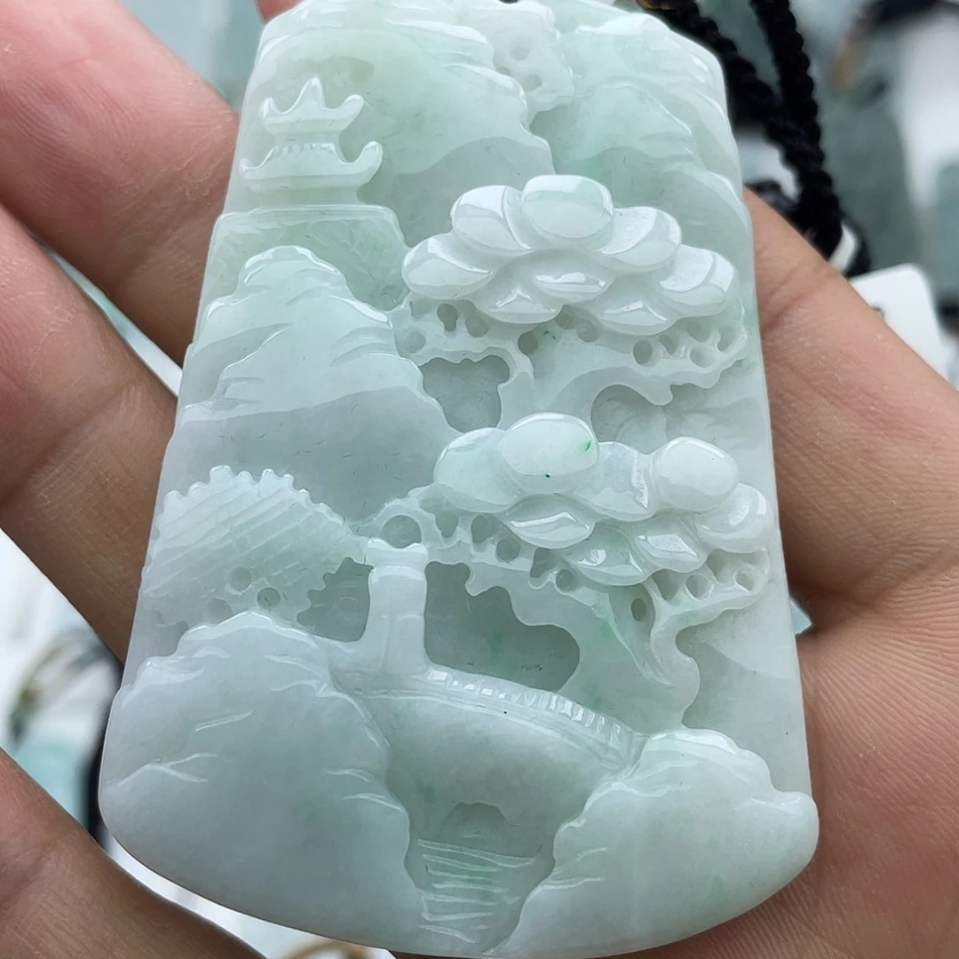 颈饰未镶嵌翡翠翡翠