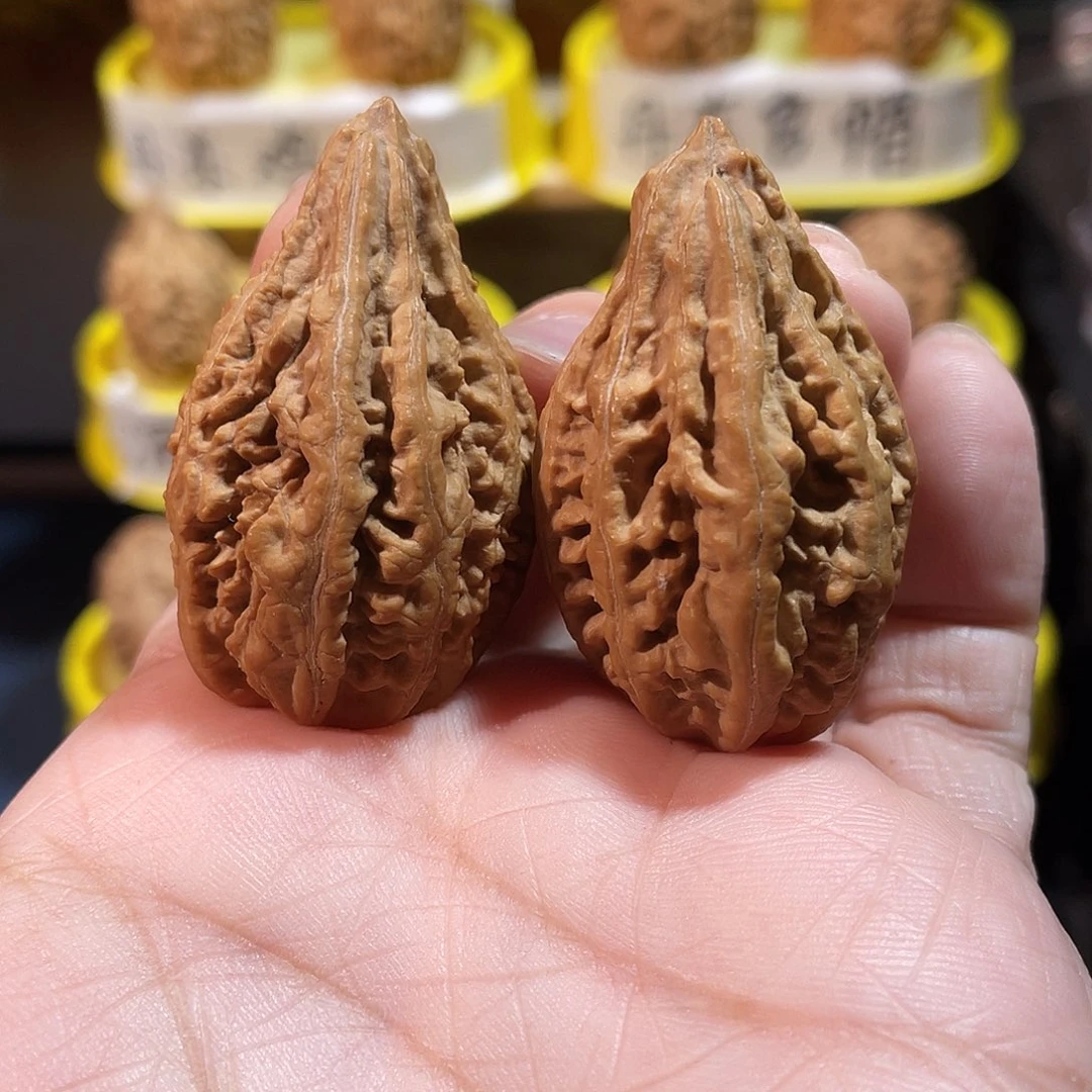 吊坠文玩核桃观音瓶