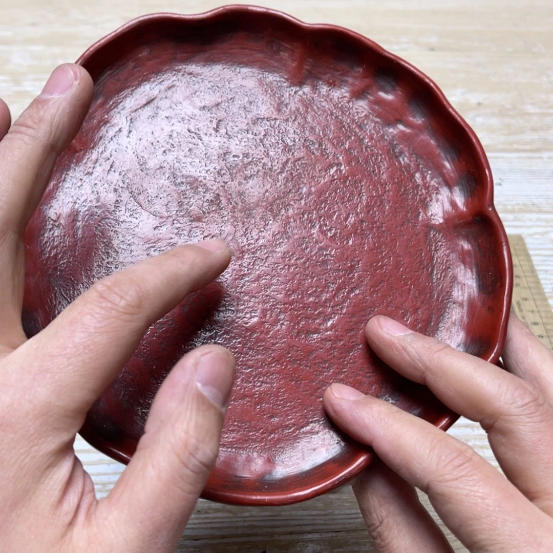 瓷片花*密密麻麻地排列着一个