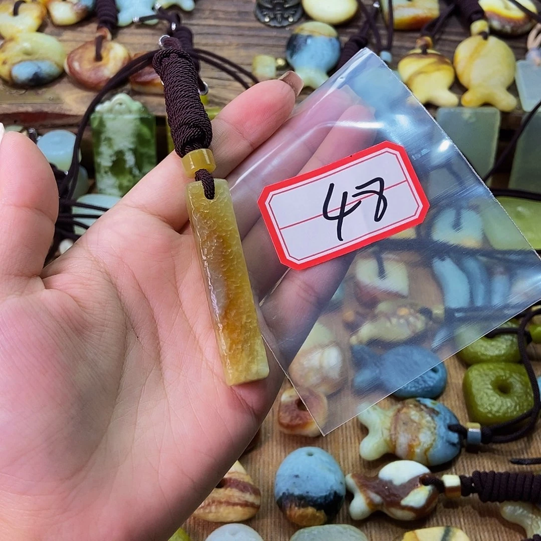 未镶嵌蛇纹石玉挂件得****好