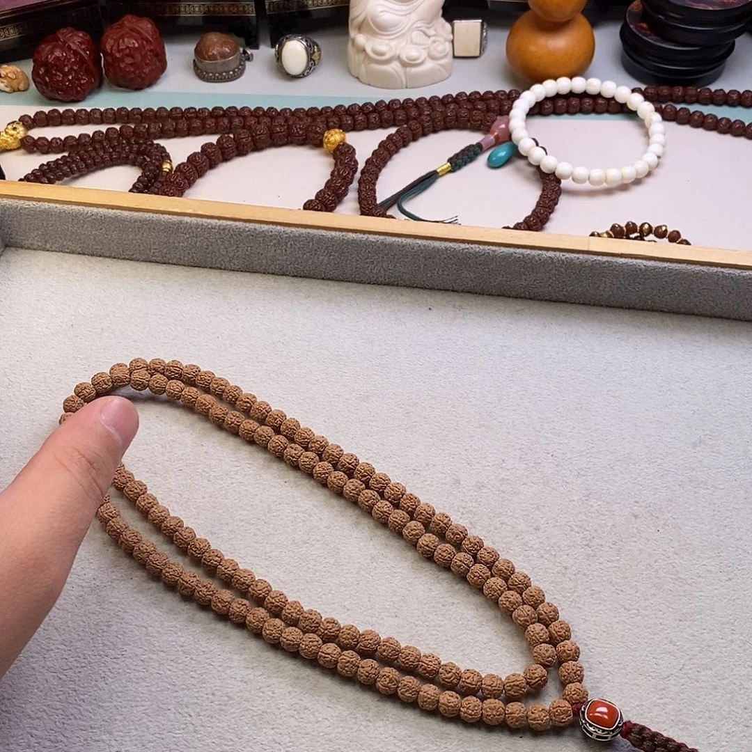 金刚菩提吊坠。。。。。。。。。。。。。。。。