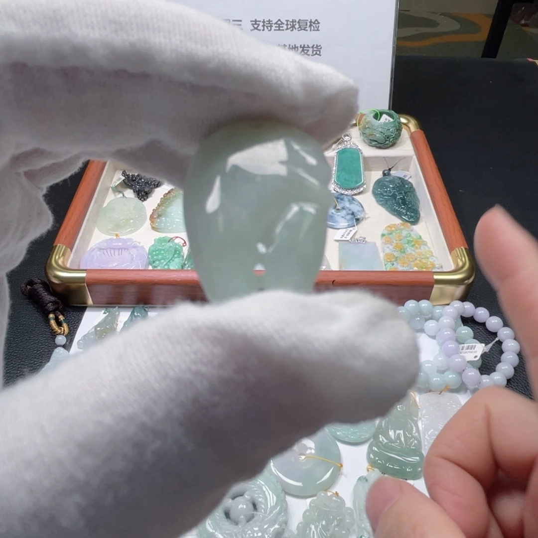 翡翠未镶嵌颈饰翡翠6