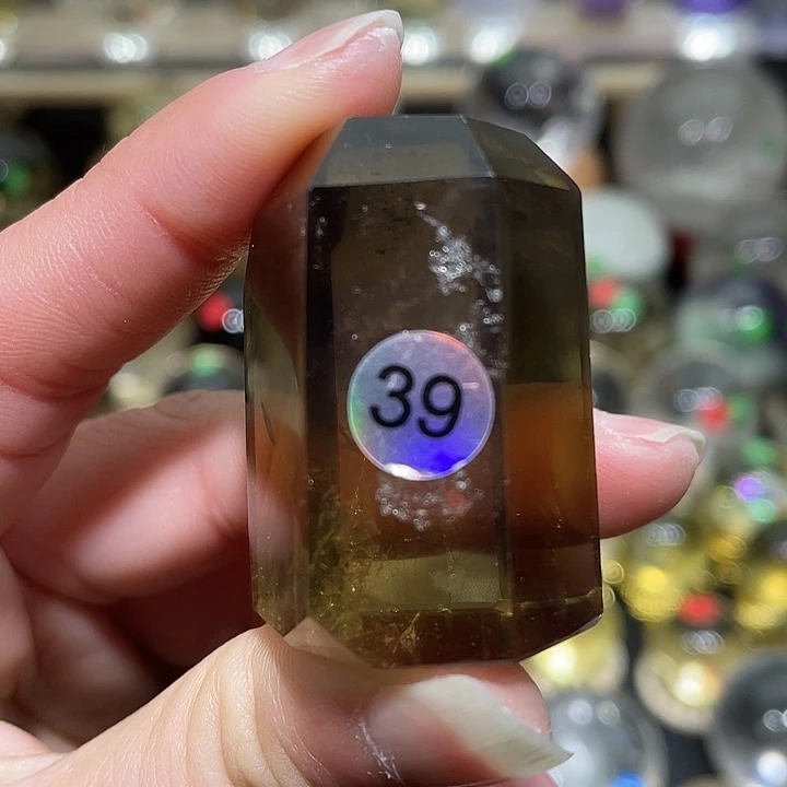 未镶嵌水晶珠宝半成品