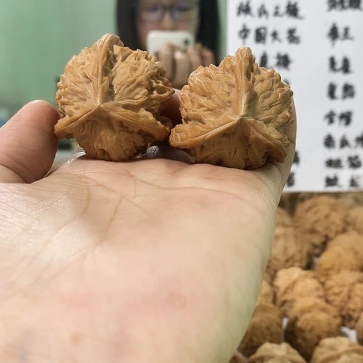 吊坠文玩核桃盘山三棱38