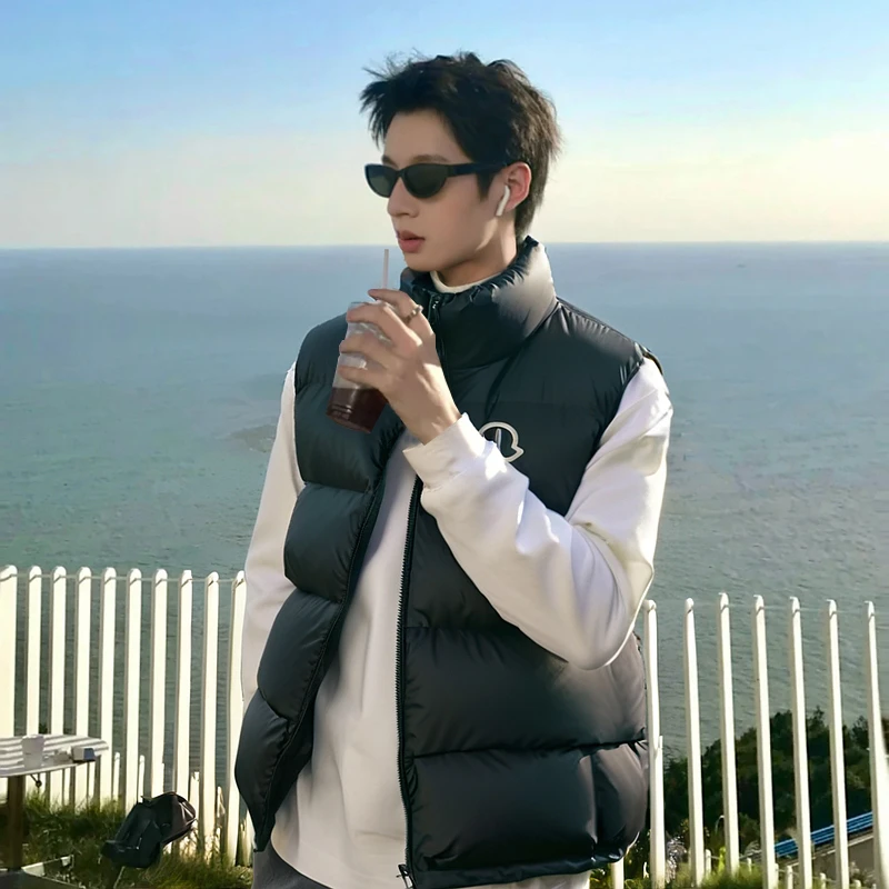 男士高级感轻薄款保暖痞帅羽绒马甲背心外穿冬季立领休闲外套轻奢