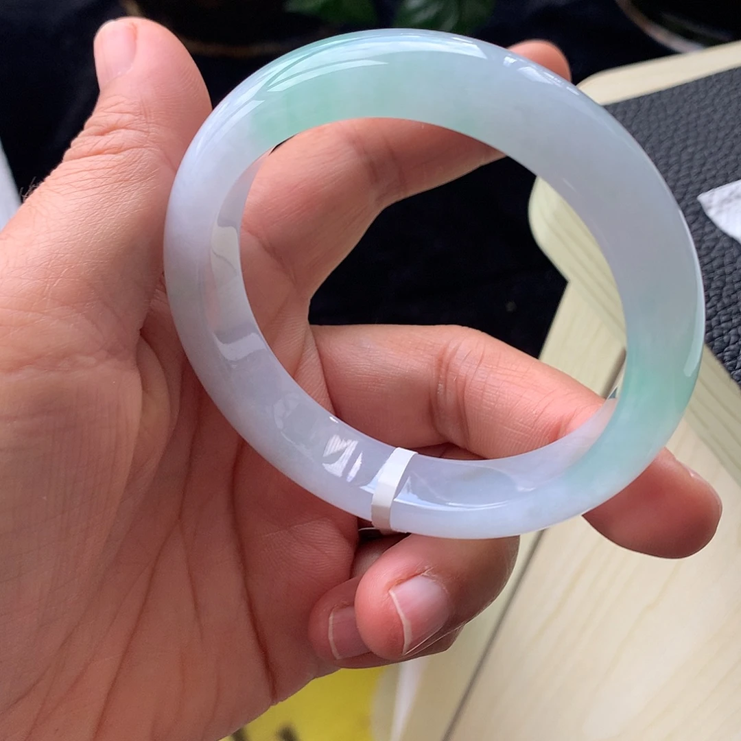 S***H翡翠未镶嵌手镯2号