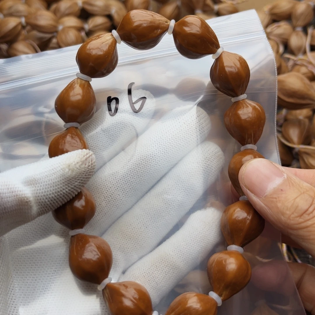 橄榄核手串/手链06号，1.6×1.9三花