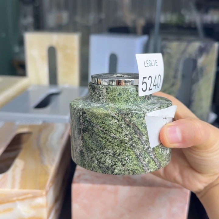 Yy5240。。。。。。。。。。漏