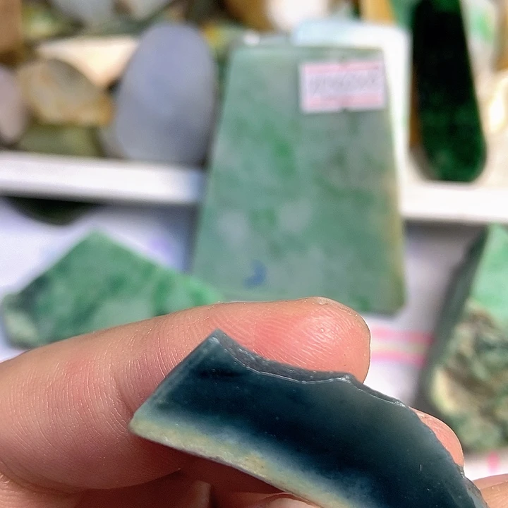 小***.翡翠散珠天然翡翠A货挂件