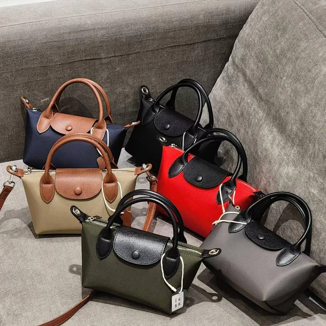 斜挎包单肩女士休闲日常通勤真皮小包包3015