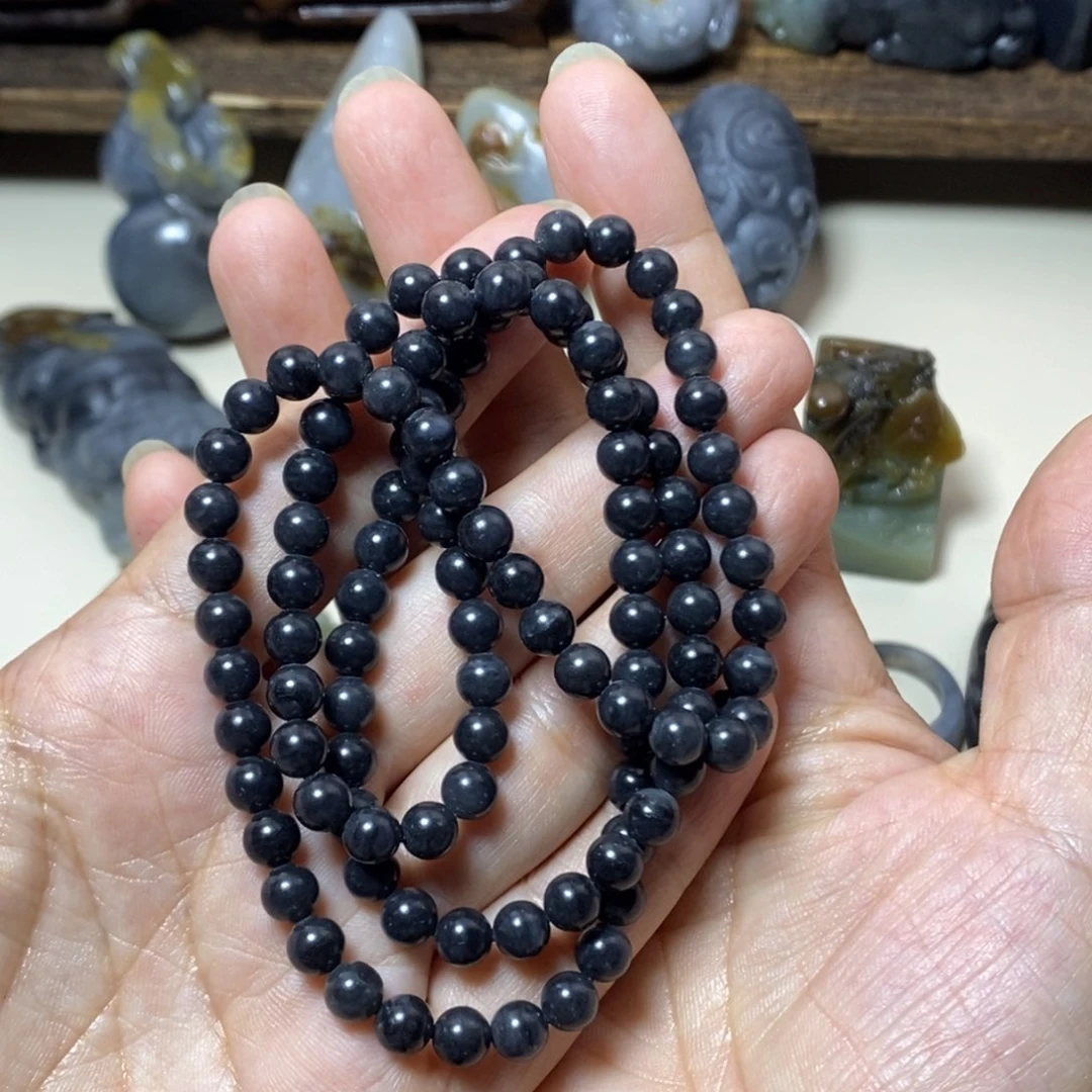 和田玉未镶嵌颈饰f****g