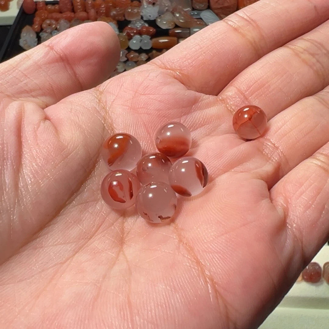 Y***o南红玛瑙冰飘未镶嵌冰飘单珠7颗