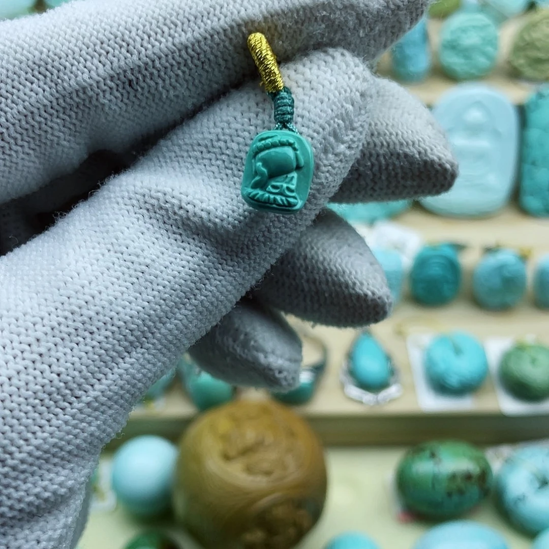 未镶嵌绿松石珠宝奇石