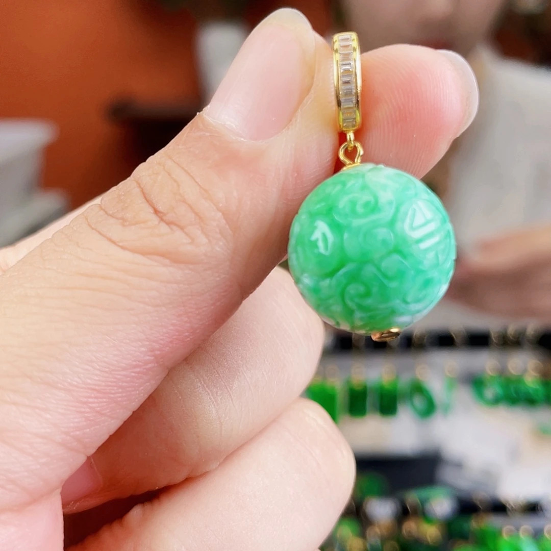 翡翠未镶嵌耳饰饰品