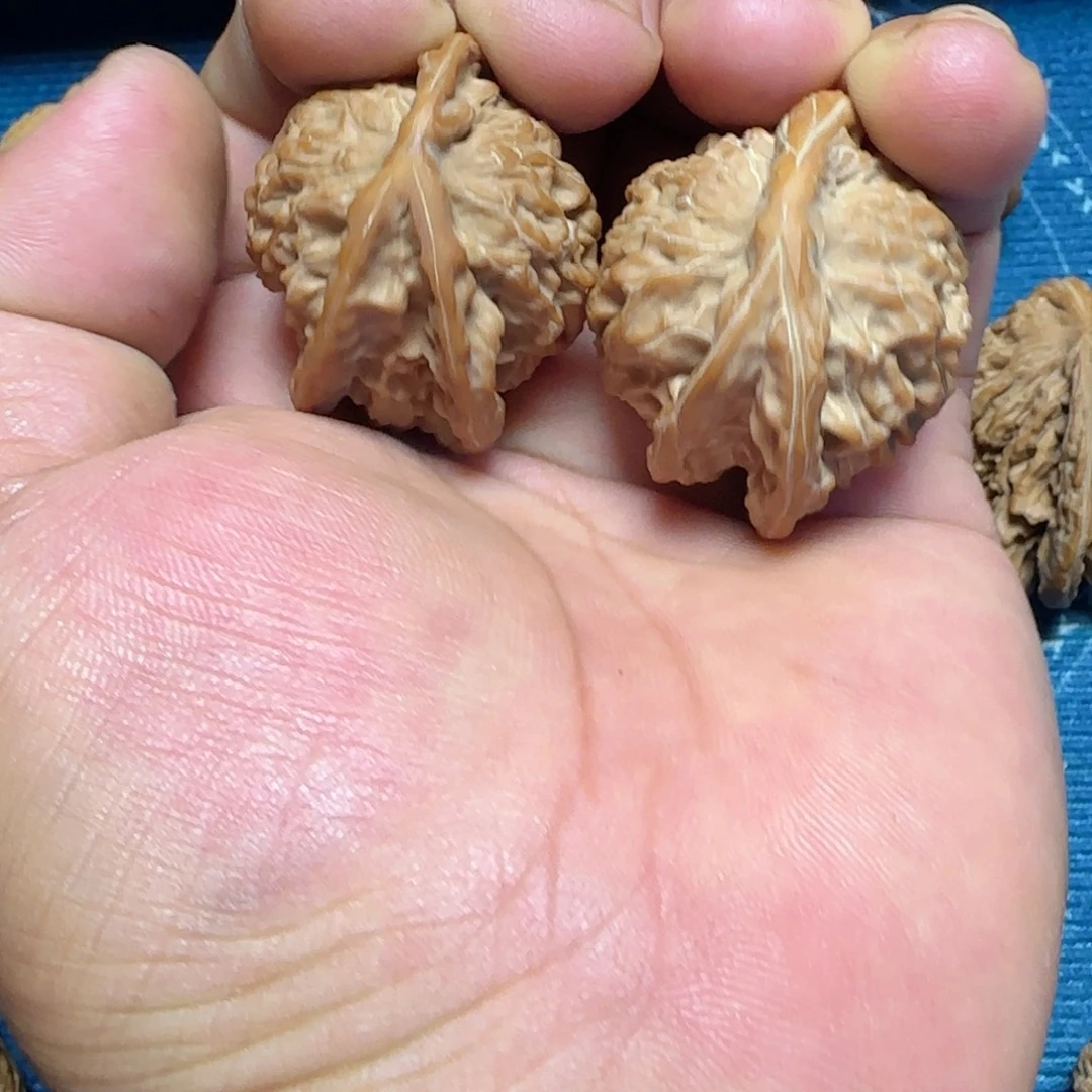 吊坠文玩核桃盘山夹角