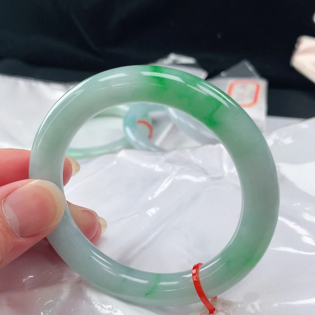 未镶嵌手镯翡翠214