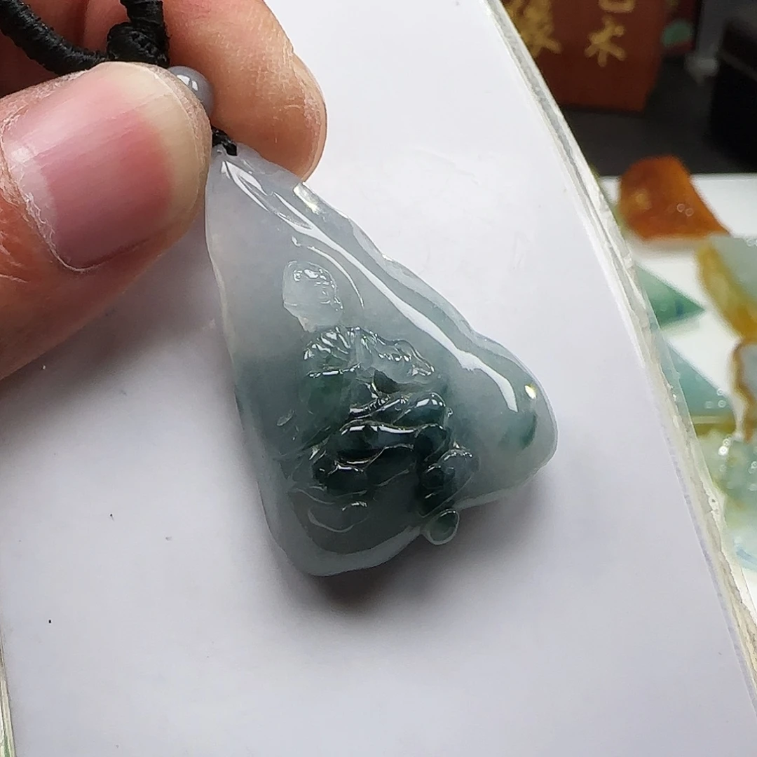 定制翡翠未镶嵌翡翠