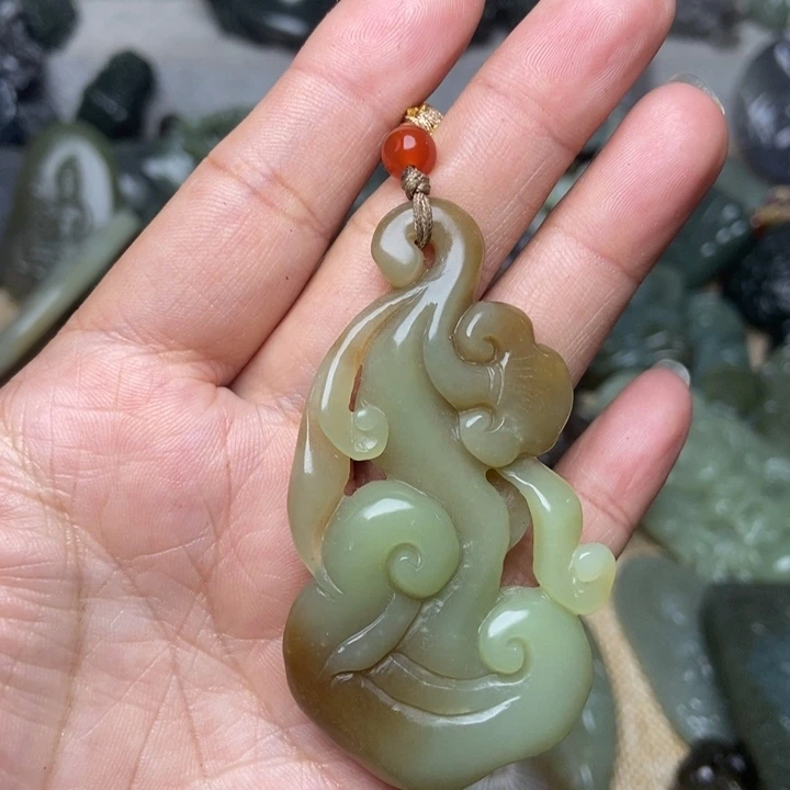 和田玉和田玉未镶嵌'**人