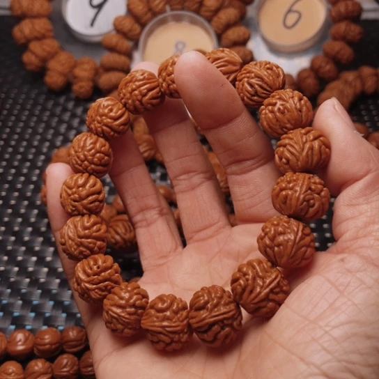 桃核手串龙纹桃核