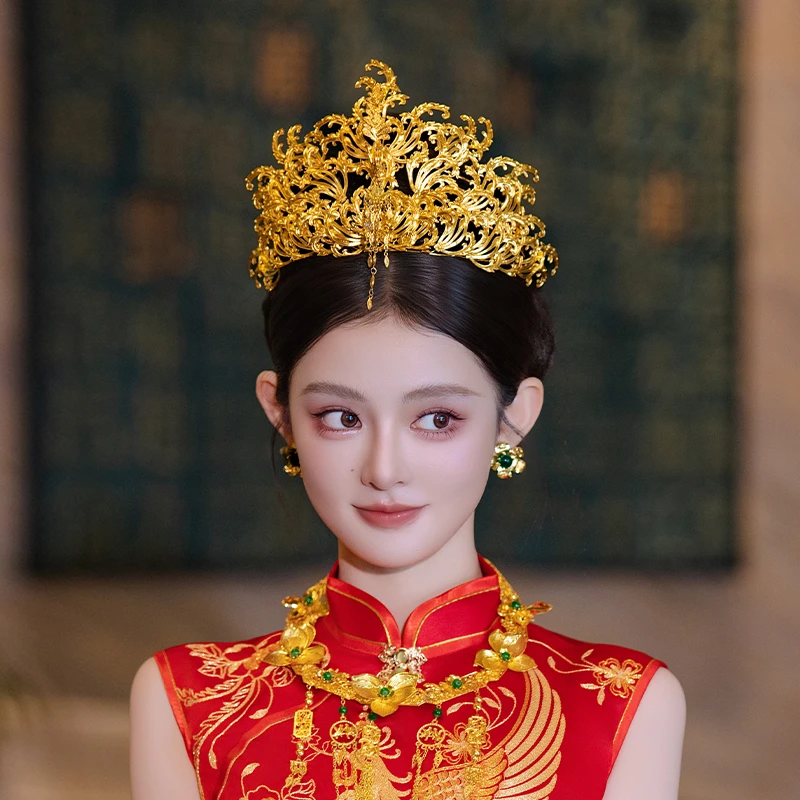 合金婚庆饰品 新娘奢华金色中式凤冠结婚凤凰流苏复古发饰女8012
