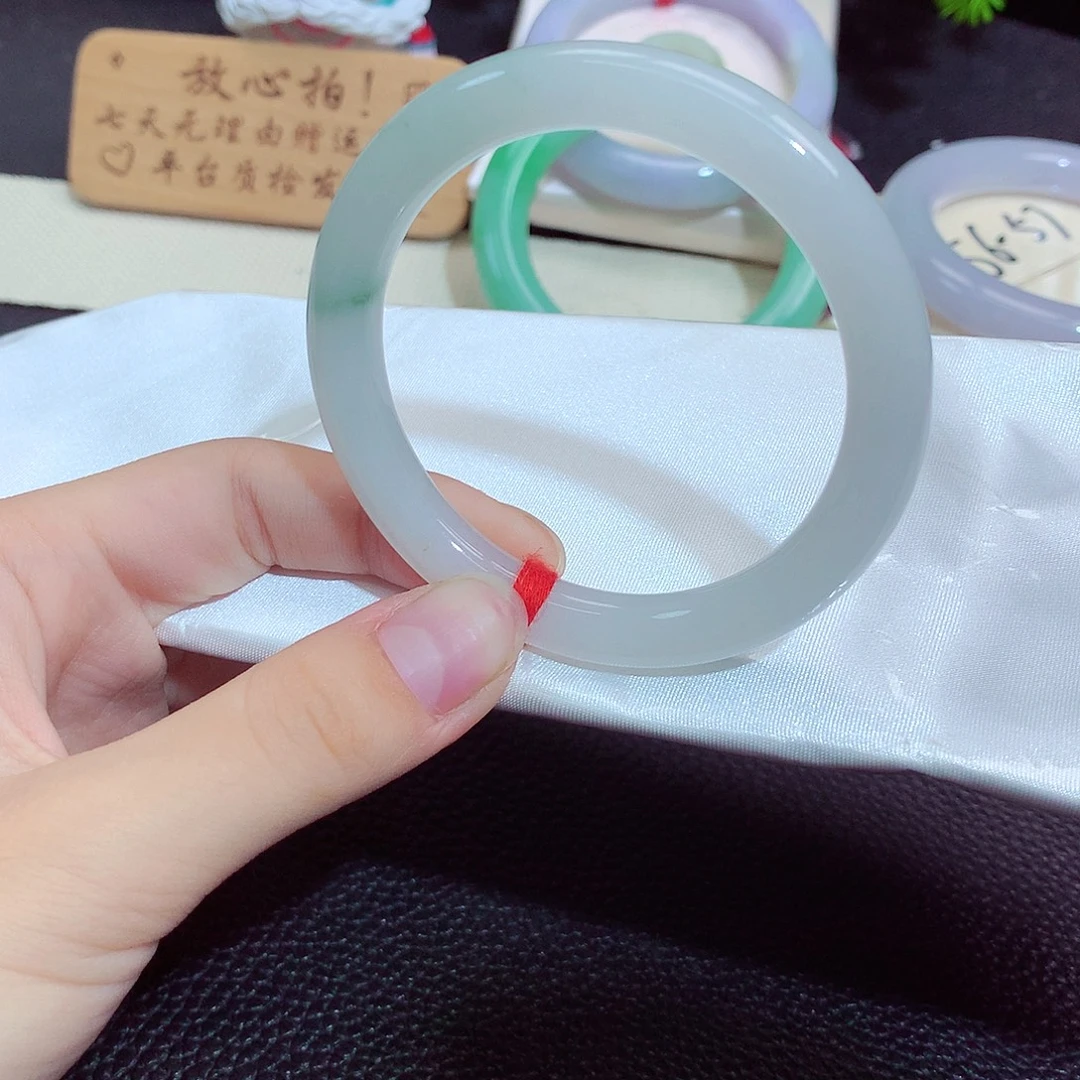 翡翠未镶嵌手镯603