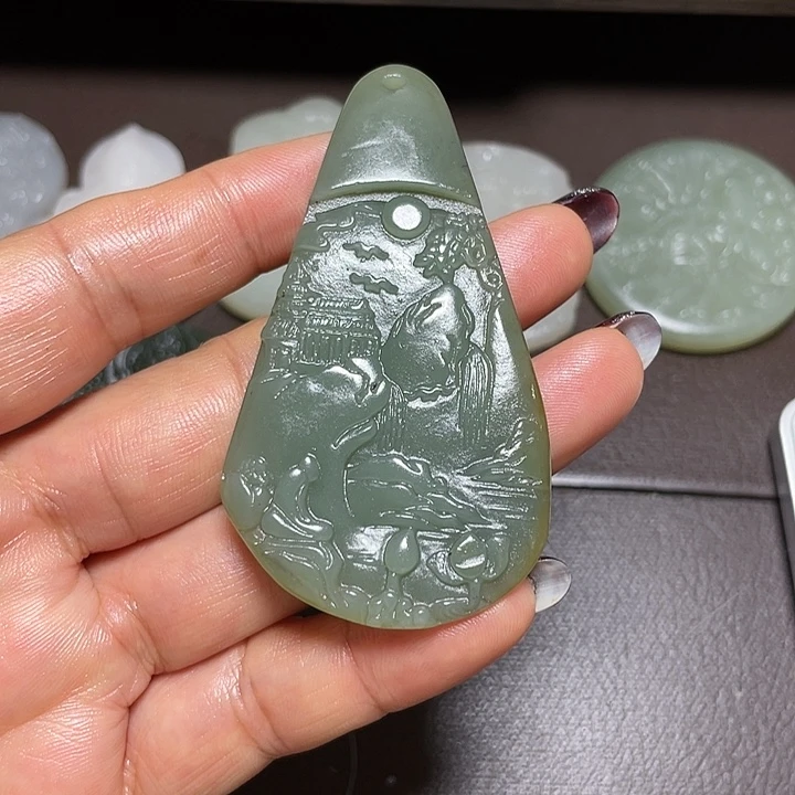 和田玉未镶嵌颈饰