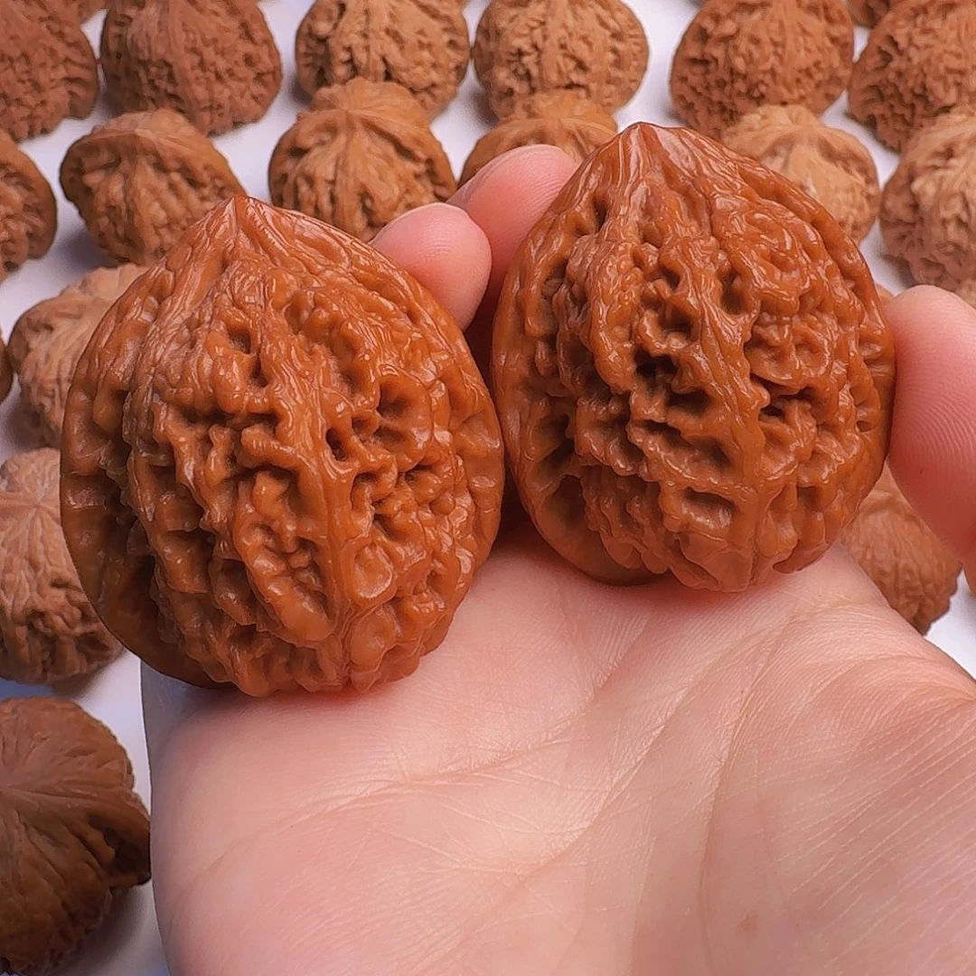 桃核吊坠凤凰台子