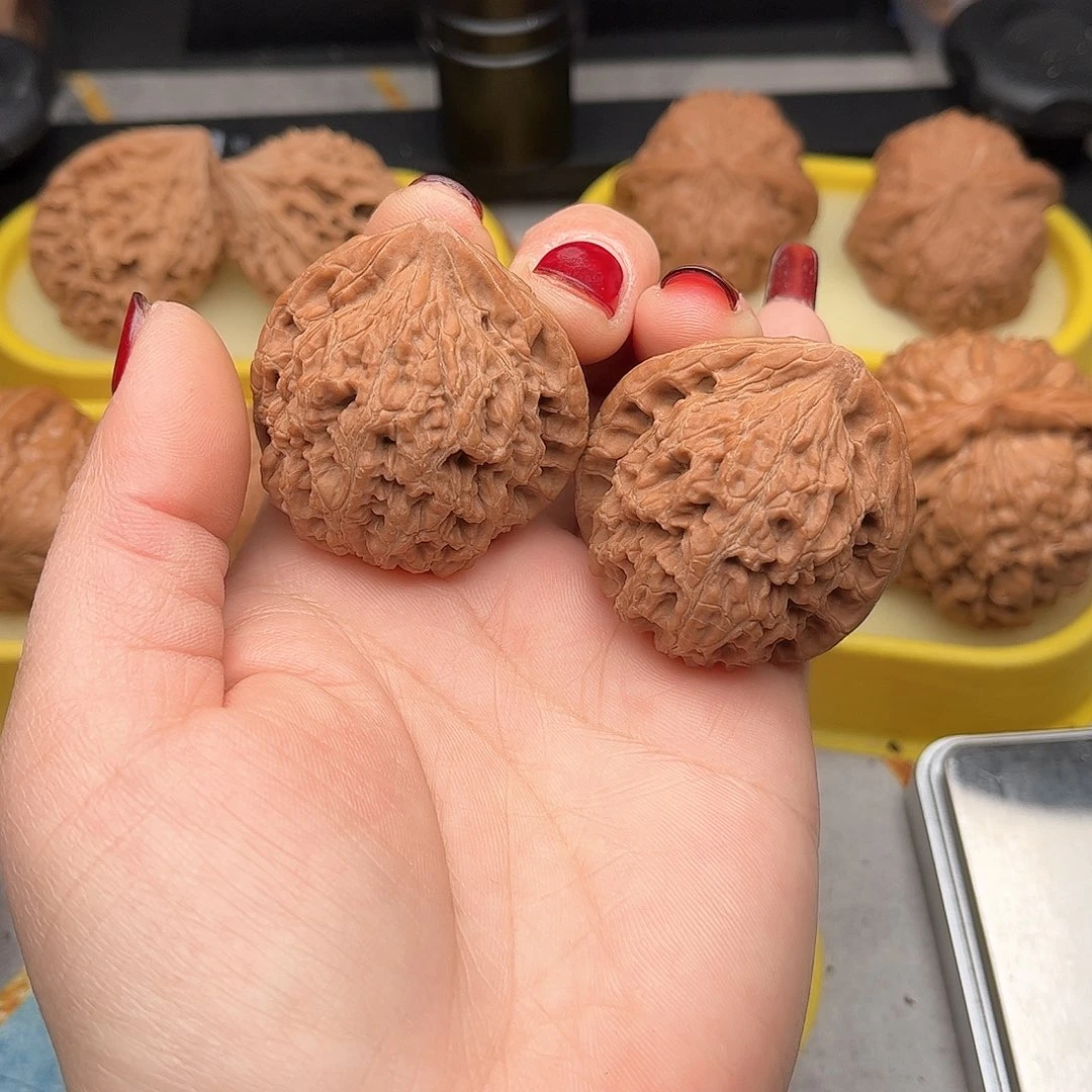 文玩核桃把件水龙纹修40