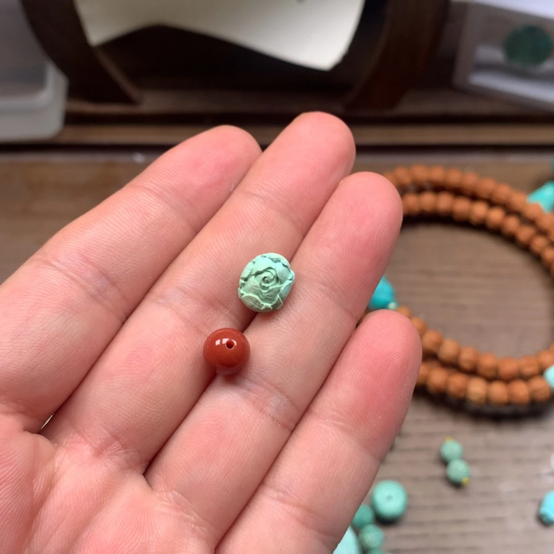 南红玛瑙未镶嵌雕刻