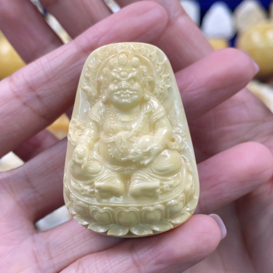 未镶嵌琥珀裸石琥珀蜜蜡雕刻黄财神